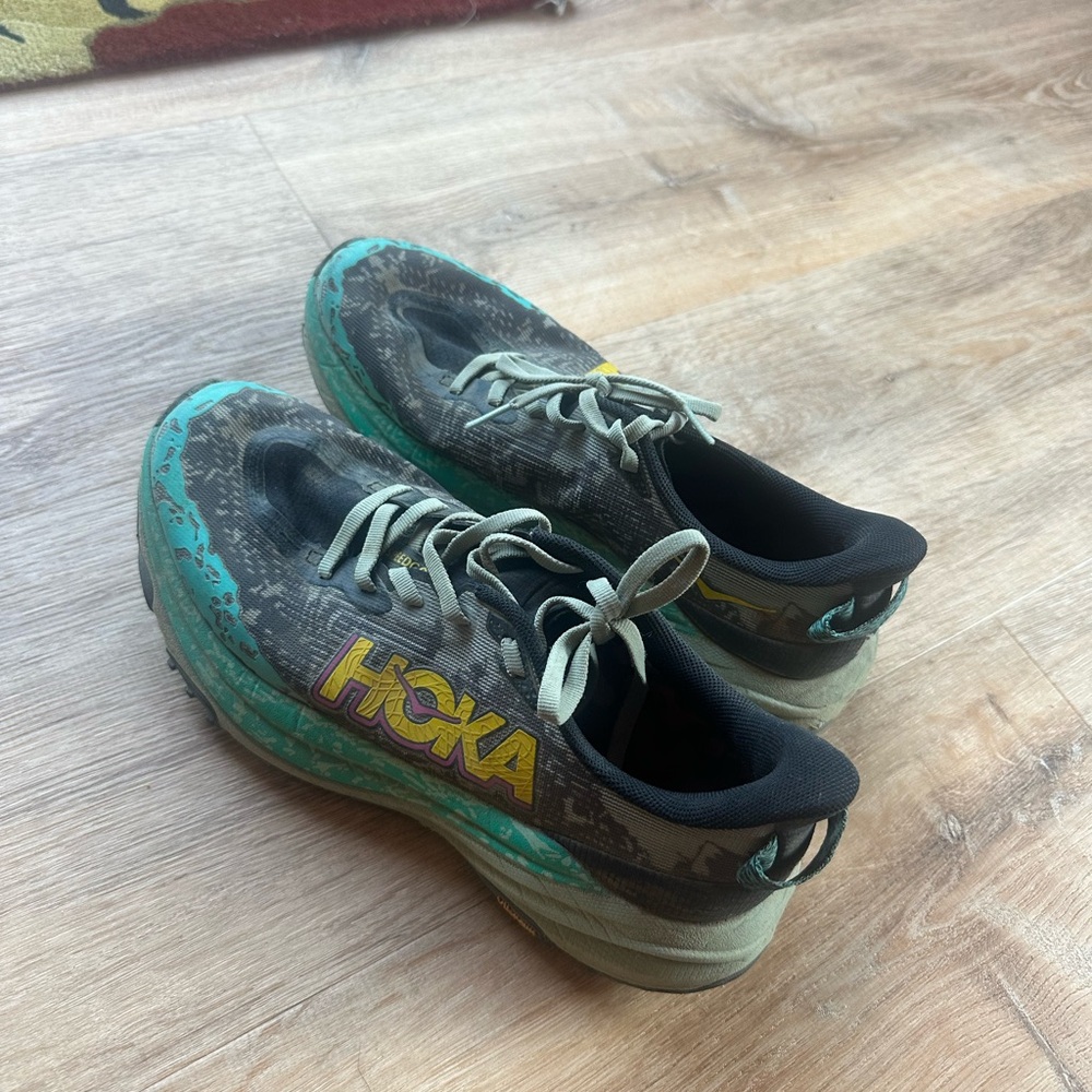 Hoka Speedgoat 6